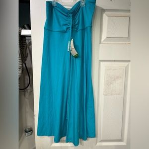 Brand new alpine design convertible 4 in 1  dress